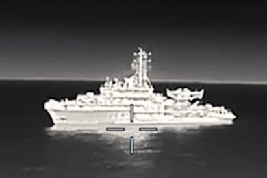 Уражено корабель Чорноморського флоту РФ під Новоросійськом (відео)
