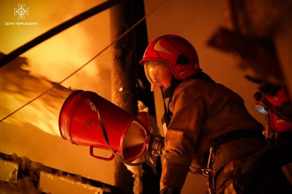 Масована нічна повітряна атака 17 вересня: удар по залізниці, велике місто без світла – все, що відомо (фото, відео)