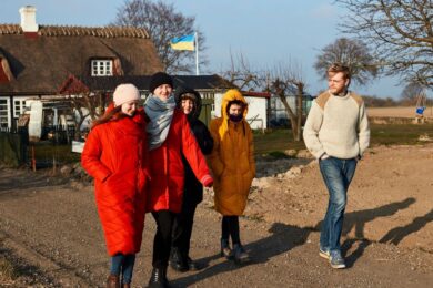 Українським біженцям в ЄС доведеться визначитися: або повертатися додому, або отримати інший правовий статус