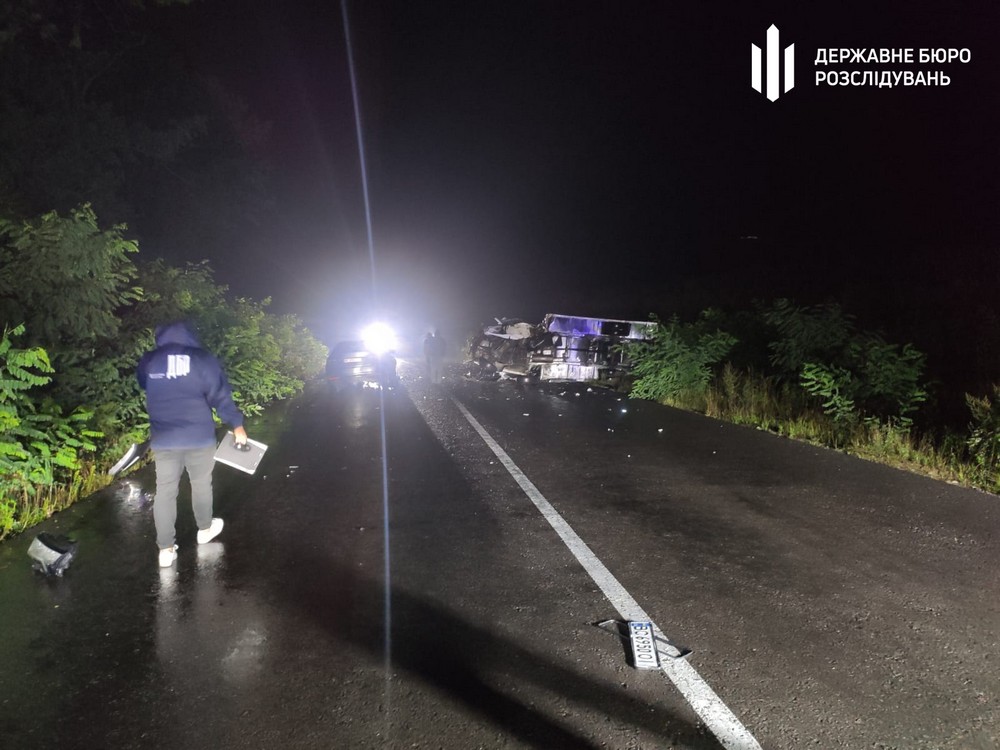 Моторошні кадри ДТП за участю авто працівника НАБУ показали у ДБР і розповіли подробиці (фото, відео)
