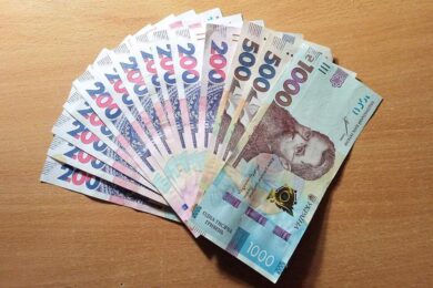 Грошова допомога на евакуйованих дітей у Сумах – хто може отримати, куди звертатися