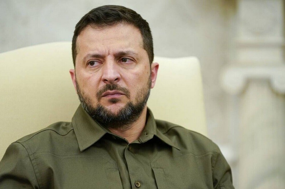 Стало відомо скільки українців довіряють Зеленському і чи хочуть виборів – результати опитування 1 Стало відомо скільки українців довіряють Зеленському і чи хочуть виборів – результати опитування
