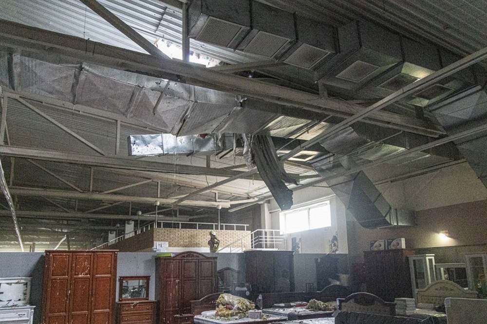 Окупанти вдарили по магазину меблів у Харкові безпілотниками – що відомо 1 Окупанти вдарили по магазину меблів у Харкові безпілотниками– що відомо