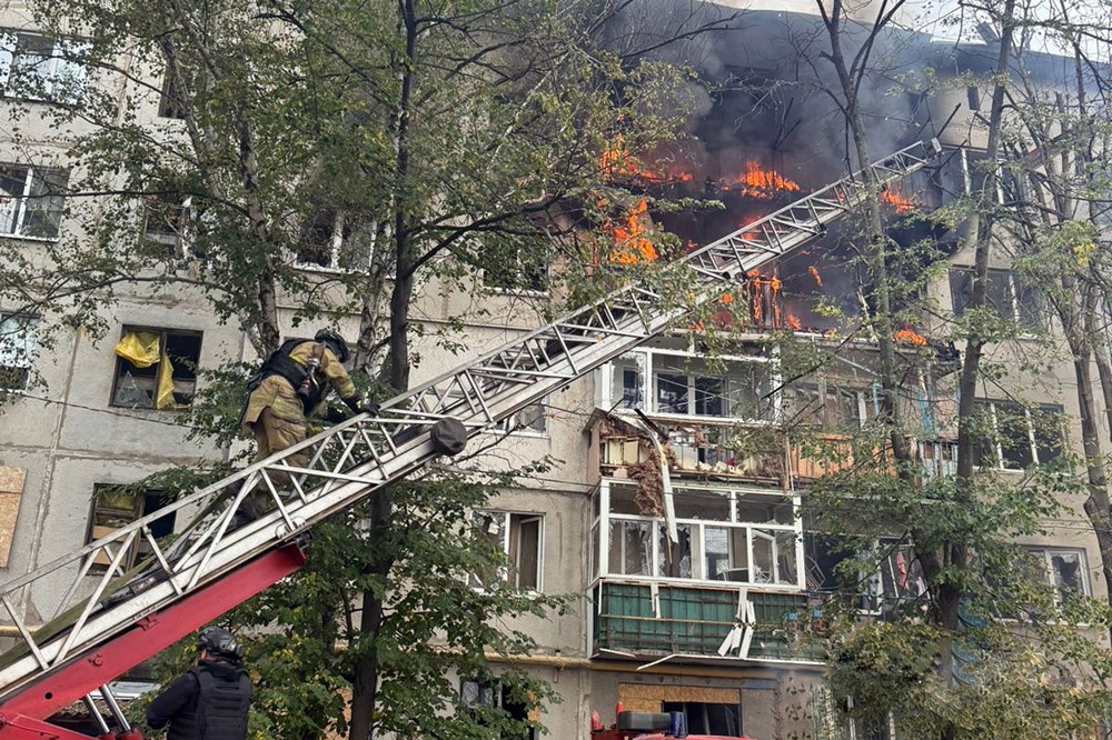 Вбито людину, ще 9 поранені, пошкоджено кілька лікарень, комунальне підприємство, багатоповерхівки – окупанти вдарили по Донеччині 1 Вбито людину, ще 9 поранені, пошкоджено кілька лікарень, комунальне підприємство, багатоповерхівки – окупанти вдарили по Донеччині