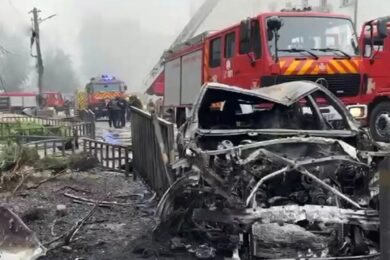 Атака на Дніпро 30 вересня – є загиблий, кількість постраждалих зростає, у місті пожежі і багато руйнувань (фото, відео)