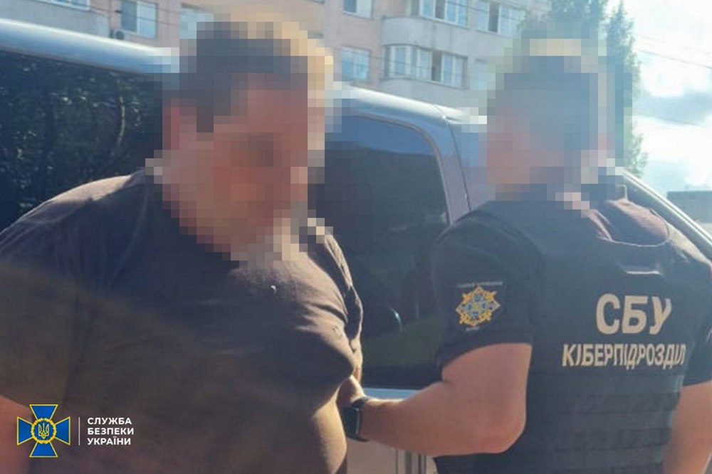 З’ясовували наслідки «прильотів» та готували повторні удари по двох регіонах – затримано ворожих агентів