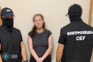 Кондитерка і ексміліціонер наводили ворожі удари по Дніпропетровщині – затримано двох російських агентів