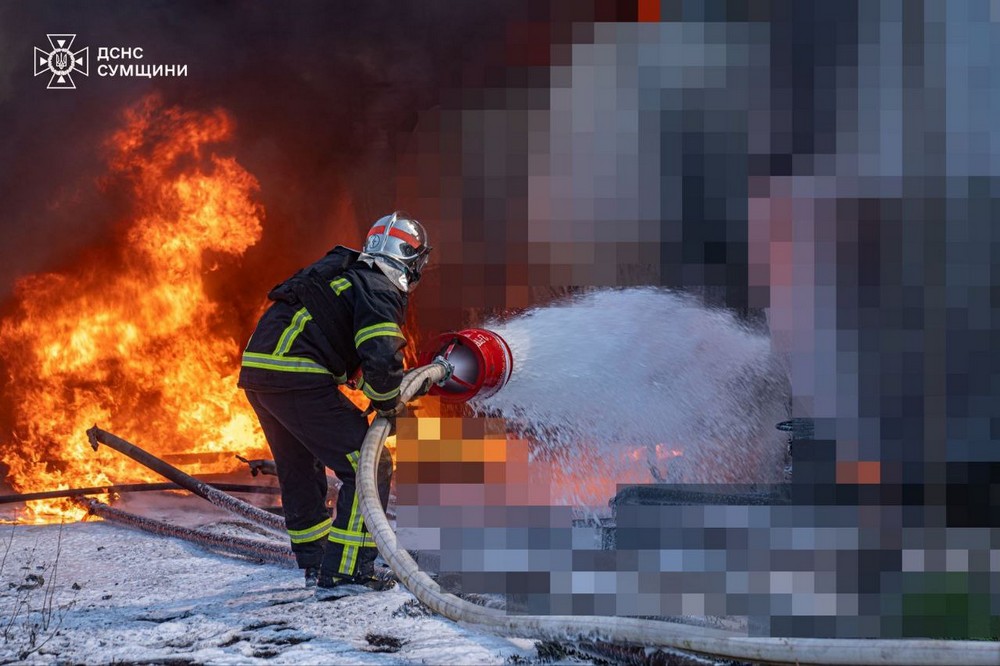 Ворог бив по критичній інфраструктурі і промисловості на Сумщині: фото