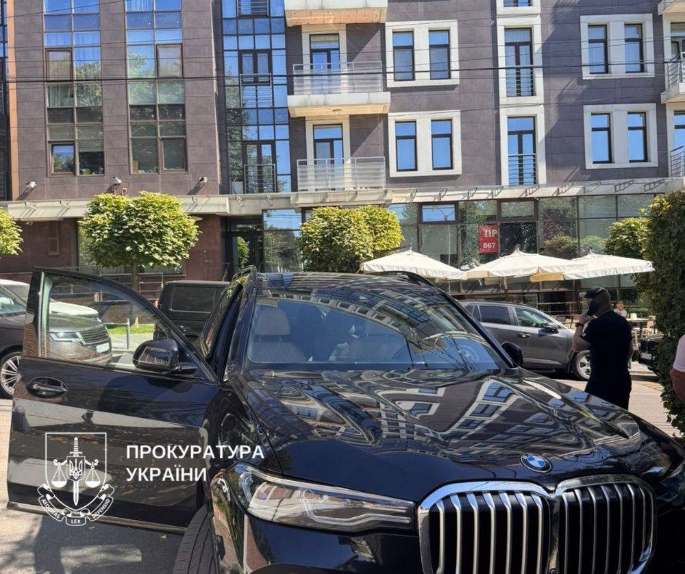 Екс-заступнику голови податкової, який організував конвертаційний центр, обрали запобіжний захід (фото)