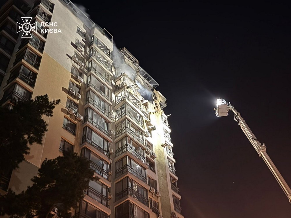 Фото наслідків атаки на Київ