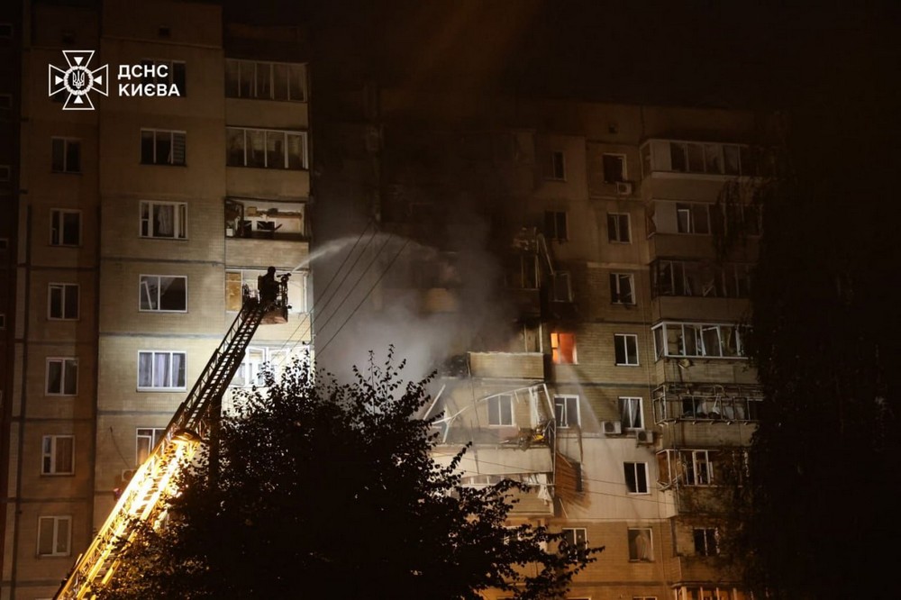 Фото наслідків атаки на Київ