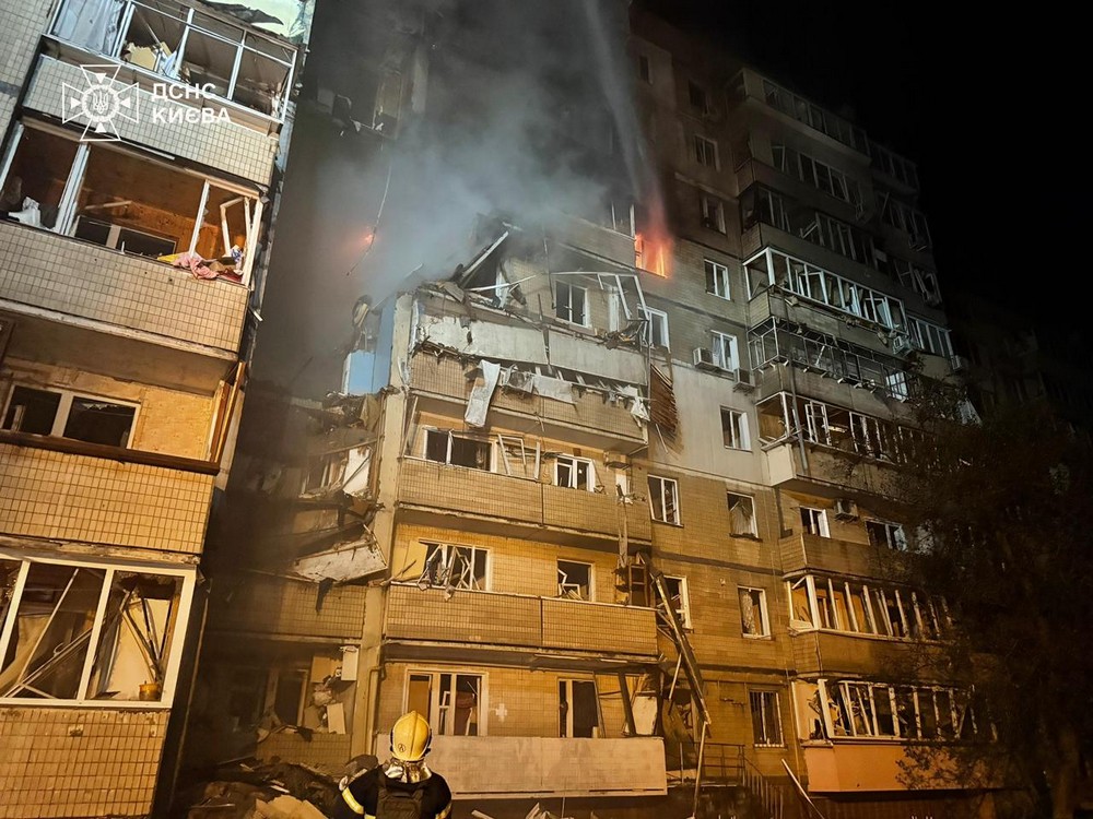 Фото наслідків атаки на Київ