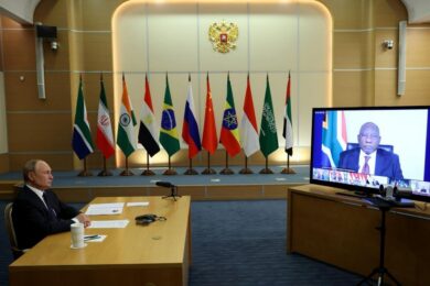 Дрони атакували Сочі сьогодні: там міг бути Путін  (відео)