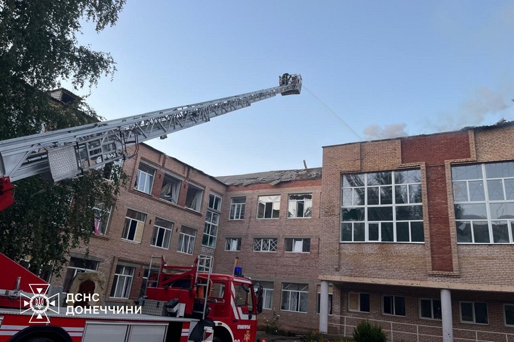 Рятувальники потрапили під повторний удар – Краматорськ масовано атакували ворожі дрони