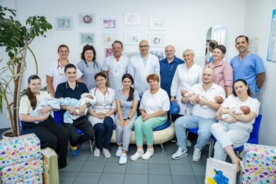 Одразу дві трійні з’явилися на світ на прифронтовій Дніпропетровщині! (фото)