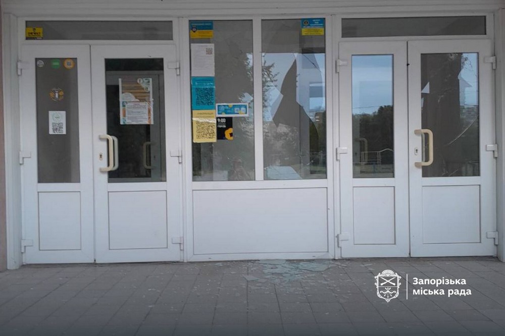 Ворог масовано вдарив з РСЗВ по Запоріжжю: є жертви і багато поранених, серед них діти (фото, відео)