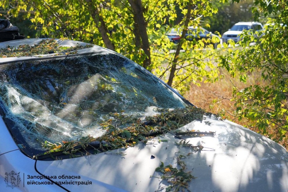 Фото наслідків атаки на Запоріжжя