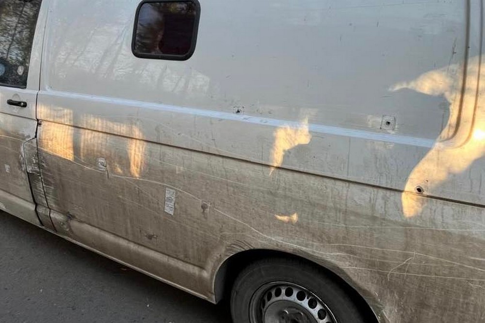 Поранено 4-х поліцейських – ворожий дрон влучив біля авто правоохоронців на Харківщині
