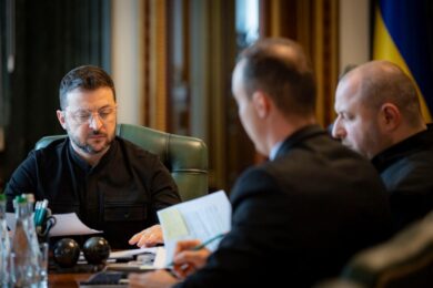 Україна готує нові санкції проти РФ та синхронізуватиме їх з партнерами – Зеленський