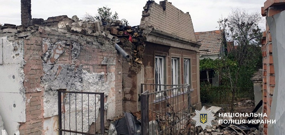 Гатили з різних видів зброї – троє загиблих, багато поранених і численні руйнування внаслідок обстрілів Херсонщини