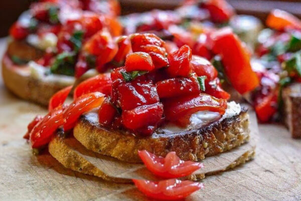 Брускета зі смаженим перцем