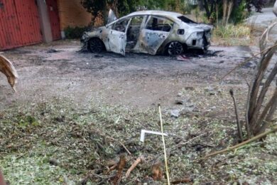 8-річному хлопчику відірвало ногу через удар дроном по авто у Херсоні: терор області посилився (фото)