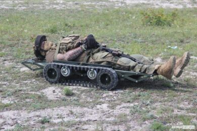 Концентрація ворожих БпЛА зростає, кіл-зона сягнула 20 км: Сирський провів нараду щодо евакуації поранених з поля бою