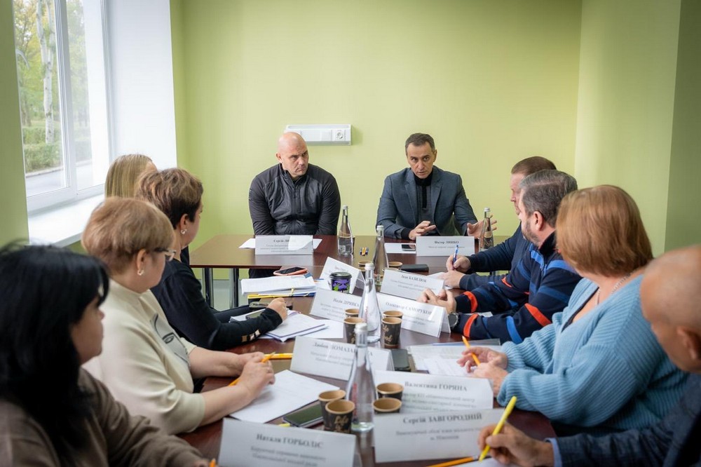 Підвищать зарплати медикам у прифронтових громадах – у МОЗ назвали суми виплат