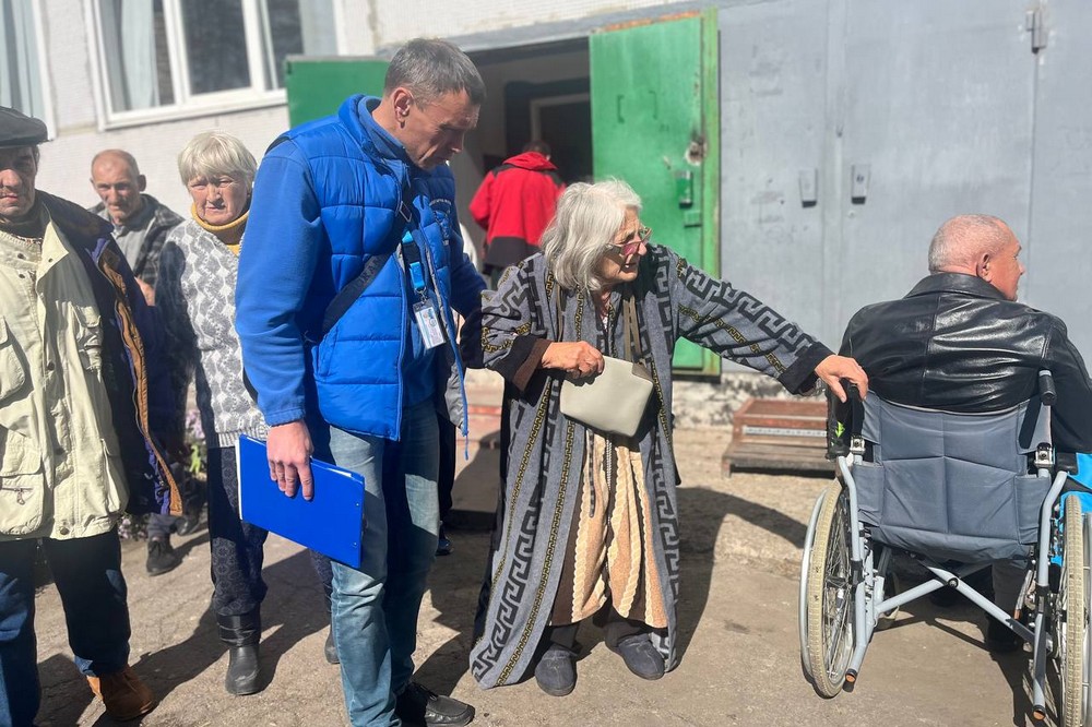 «Обкладала пляшками з гарячою водою свого вбитого чоловіка, думаючи, що він змерз»: історія 82-річної пані Людмили з Костянтинівки