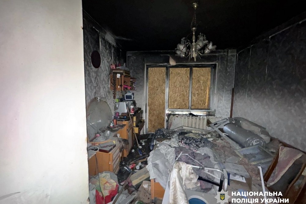 Жах на Херсонщині: 35 постраждалих, 100 понівечених будинків, автобуси, депо, «швидкі», банки… Жах на Херсонщині: 35 постраждалих, 100 понівечених будинків, автобуси, депо, «швидкі», банки…