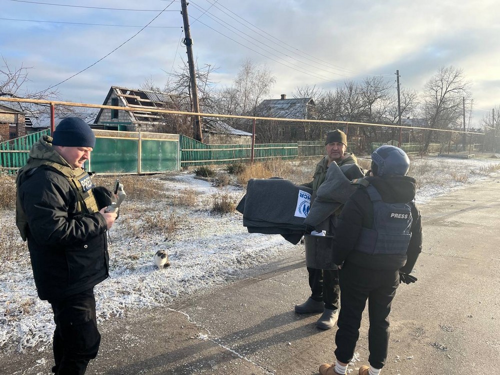 працювали в гарячих точках Дніпропетровщини і Донеччини працювали в гарячих точках Дніпропетровщини і Донеччини