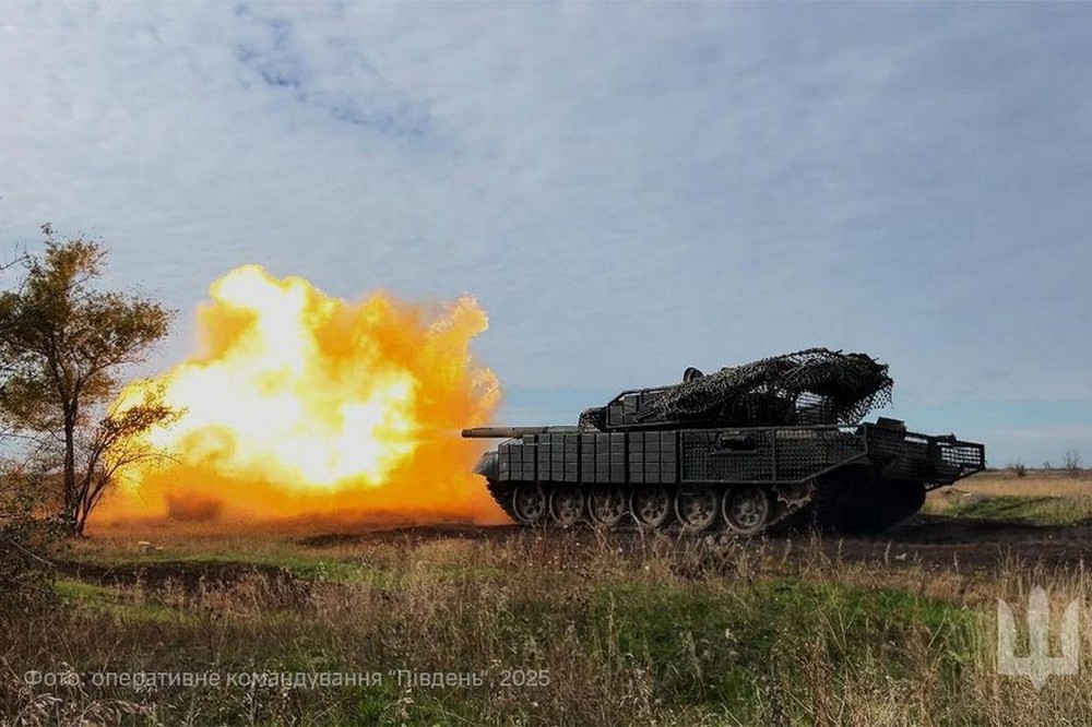 Обстановка на фронті 26 жовтня: ворог просунувся на Дніпропетровщині, Запоріжжі і Донеччині, втратив 900 солдатів за добу 1 Обстановка на фронті 26 жовтня: ворог просунувся на Дніпропетровщині, Запоріжжі і Донеччині, втратив 900 солдатів за добу