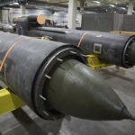 Застосування української далекобійної зброї президент обговорив з військовим командуванням