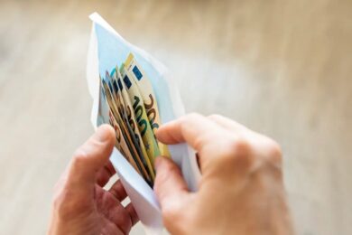 По 1500 доларів щомісяця просто так платять представникам творчих професій в Ірландії – практику планують зробити постійною