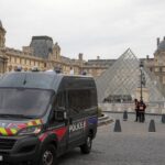 Пограбування Лувру: затримано двох підозрюваних
