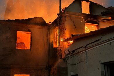 Нічна повітряна атака 26 жовтня: удари по багатоповерхівкам, загиблі і постраждалі – все, що відомо (фото, відео)