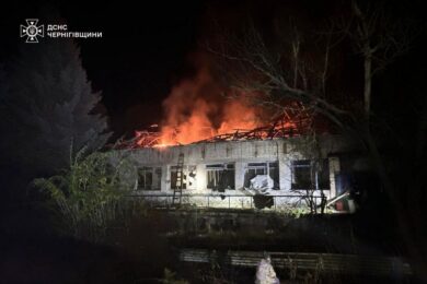 Нічна повітряна атака 28 жовтня триває досі: сталися пожежі, є постраждала – все, що відомо (фото)