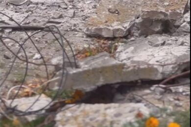 Окупанти вдарили дроном по житловій багатоповерхівці у Сумах – що відомо