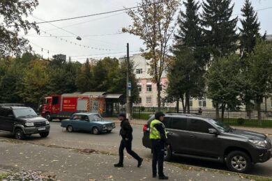 Армія РФ атакувала пологовий будинок у Сумах (фото, відео)