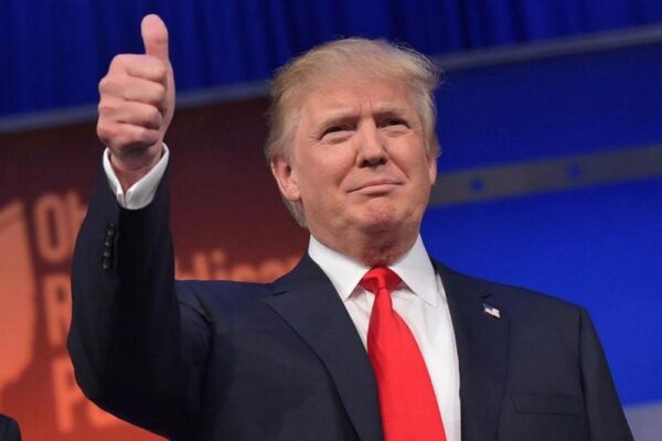 Ізраїль і ХАМАС підписали перший етап мирного плану: Трамп назвав це великим днем – що відомо