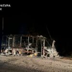 Ворог вдарив по автобусу з людьми на Сумщині: серед постраждалих дитина 24 Ворог вдарив по автобусу з