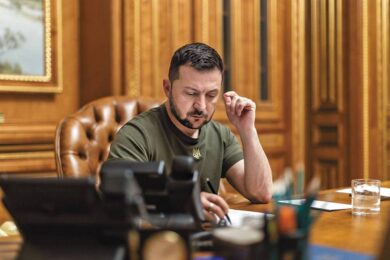 Нові санкції проти росії підписав Зеленський – які обмеження передбачені