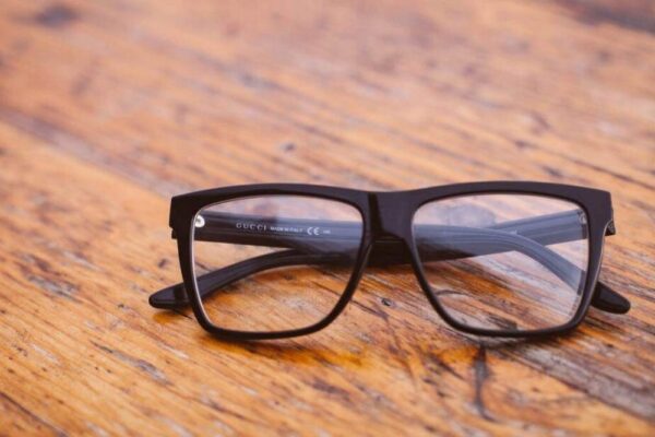 ВПО у Дніпрі можуть безкоштовно отримати окуляри