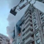Під час масштабної пожежі в багатоповерхівці у Києві врятували 12 осіб (фото, відео)