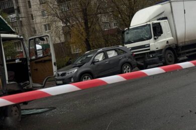 Ударний БпЛА прицільно вдарив по перехрестю у Сумах – є постраждалі, пошкоджено інфраструктуру