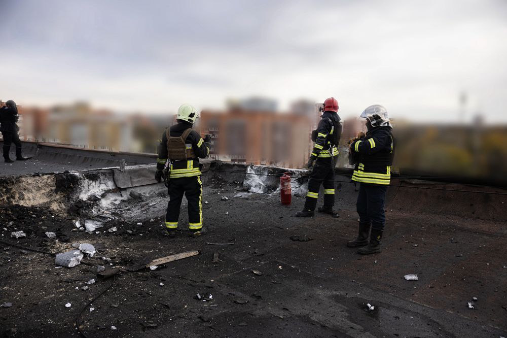 Окупанти вдарили по багатоповерхівці в Сумах – що відомо