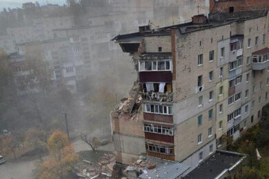 Вибух газу у Хмельницькому вщент знищив 3 поверхи багатоповерхівки – що відомо