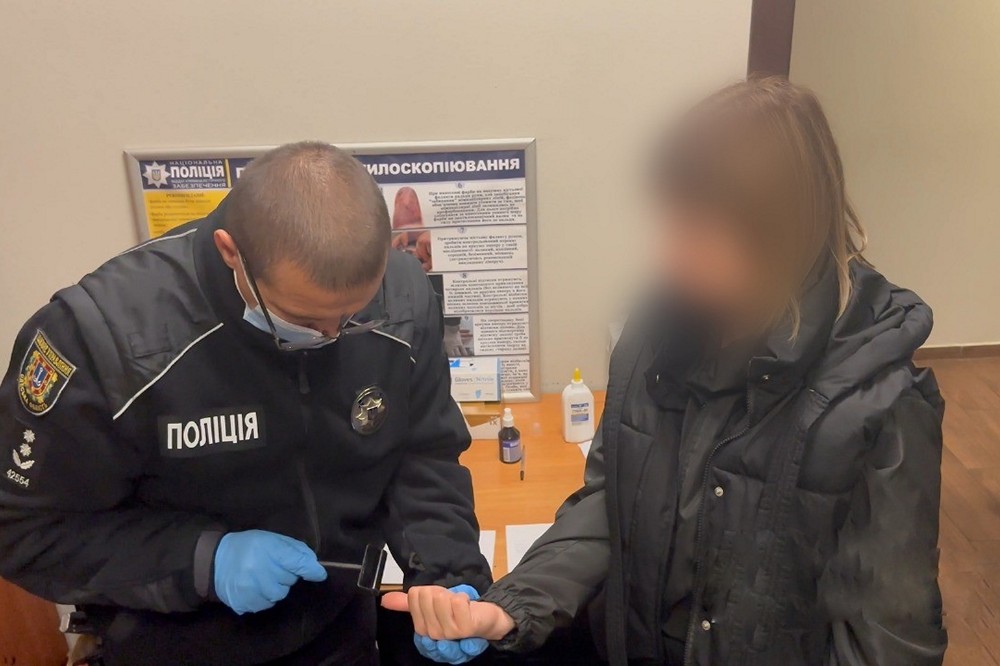 Жінка замовила побиття колишнього чоловіка, щоб той переписав на неї майно — подробиці події на Одещині 1 Жінка замовила побиття колишнього чоловіка, щоб той переписав на неї майно — подробиці події на Одещині