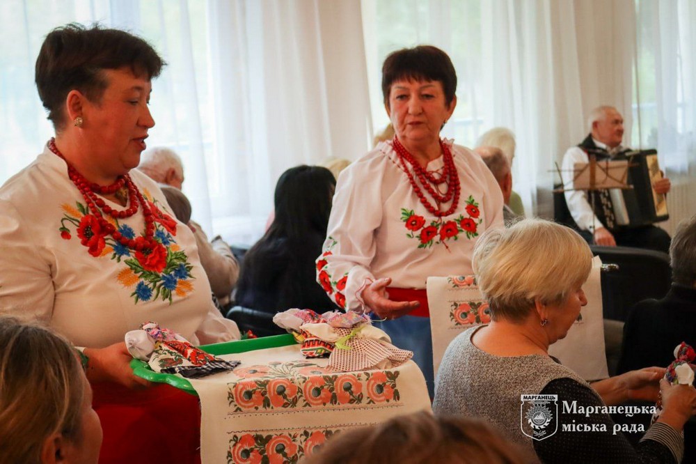 У Марганці відбувся святковий захід до Міжнародного дня людей похилого віку (фото)