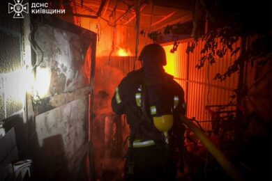Двоє маленьких дітей та чоловік загинули під час пожежі на Київщині сьогодні